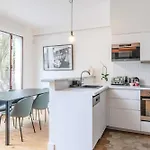 Chic Duplex Loft In Trendy Bastille