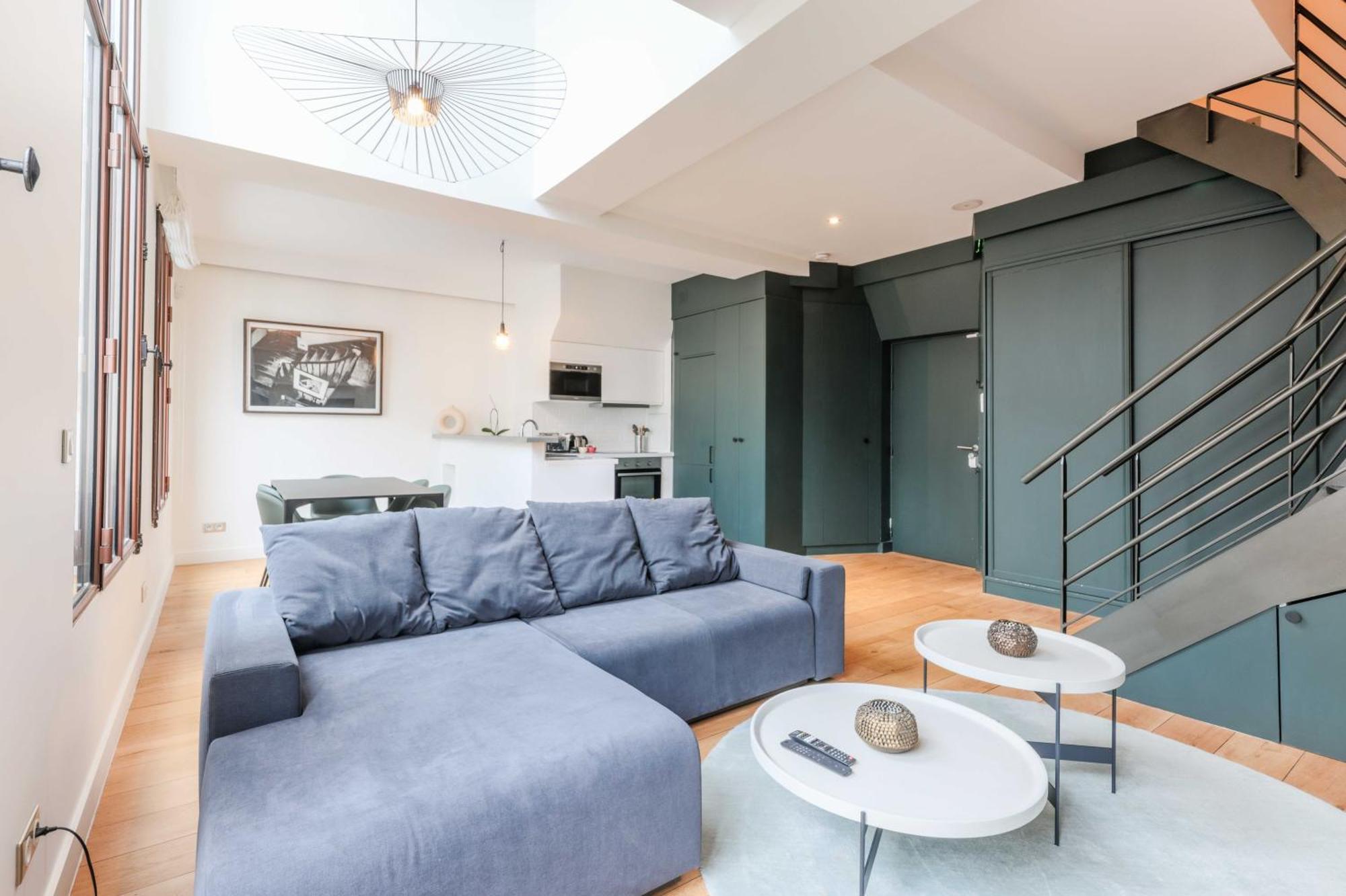 Chic Duplex Loft In Trendy Bastille